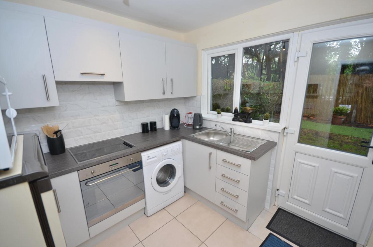 Bright Stylish 2 Bedroom Garden Apartment South Belfast Close To Everything Εξωτερικό φωτογραφία