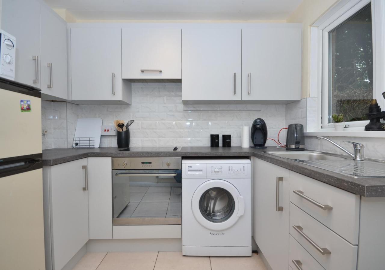 Bright Stylish 2 Bedroom Garden Apartment South Belfast Close To Everything Εξωτερικό φωτογραφία